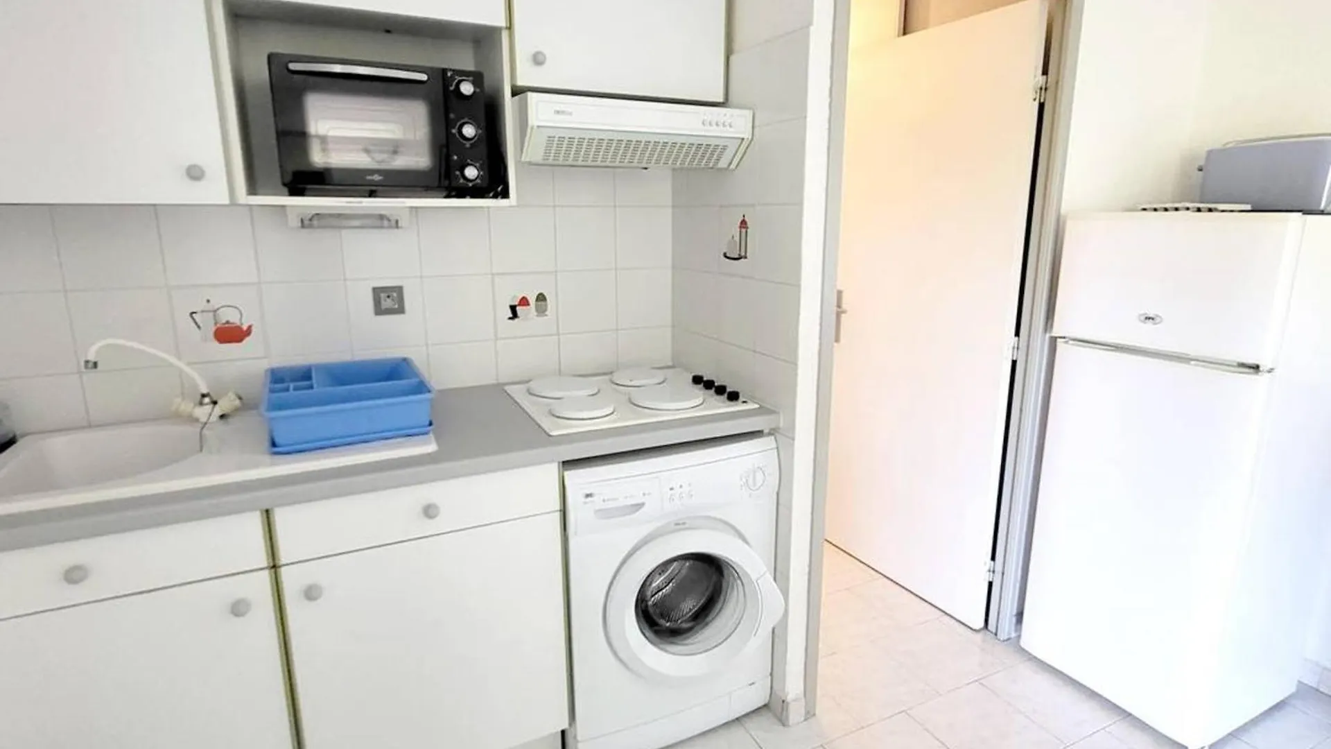 Lägenhet T2 Avec Terrasse, Parking, Piscine, Tennis, A 200 M Plage Et Commerces, Six-Fours-Les-Plages - Fr-1-316-115